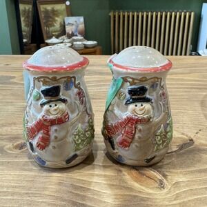 Vintage Cute Snowman Salt Pepper Shakers Ceramic Christmas Holiday Kitchen Decor